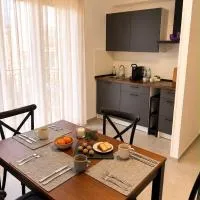 Urban Travelers Apartments-casa vacanze per famiglie e gruppi, viešbutis mieste Izernija