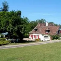 Le Clos des Archers, hotel v destinaci Laveyssière