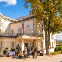 Hotel Tommy Wellness & Spa, khách sạn ở Náchod
