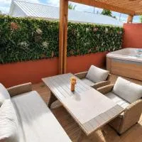 T2 cosy proche nature et centre- La Verrière, hotelli kohteessa La Possession
