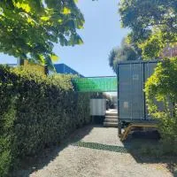 Thinking Out of The Box -Unique Container Stay, hotel v destinácii Appleby