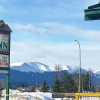 Alpine Lodge Motel & Restaurant, Hotel in Grande Cache
