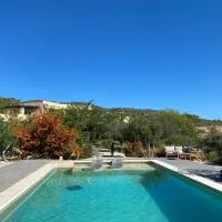 El Pao, hotel u gradu 'Jijona'