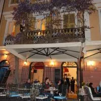 Hotel Glicine, ξενοδοχείο σε Noli