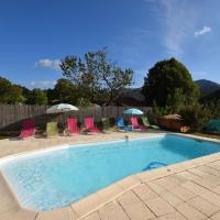 Luxurious Villa in Thueyts with Private Pool, hotel di Thueyts