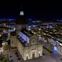 B&B Piazza Duomo โรงแรมในเชรินโญลา