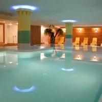Residence Kristall- Fiemme Holidays, hotel en Predazzo