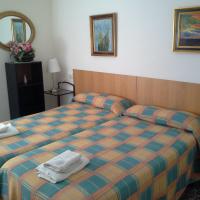 Pensión Lacasta, hotel a Delicias, Saragossa