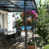 Chambres d'hôtes Le Puid de Gauthier – hotel w mieście Saturargues