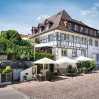 Hotel Guter Tropfen, готель у місті Гагнау
