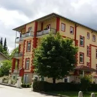 Hotel Almrausch, ξενοδοχείο σε Bad Reichenhall