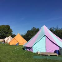 Botany Camping, hotel in Warminster