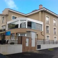 Apartamentos Áncora、バロ・デ・リャネスのホテル