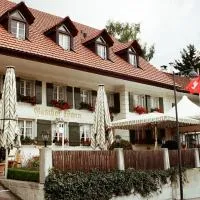 Gasthof Löwen، فندق في Wisen