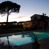 Mas Roubel, hotel near Nimes-Ales-Camargue-Cevennes Airport - FNI, Saint-Gilles