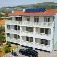 Apartments Jozic, hotell i Trogir