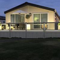 Highfields Holiday Park Clacton, hotel in Clacton-on-Sea