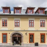 Dom Berg, hotel Selmecbányán