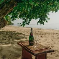 Playa Encantada Beach Resort, hotel di El Nido