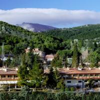 Hotel Rural Spa & Wellness Hacienda Los Robles, מלון בנאבאסראדה