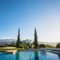 Viesnīca B Bou Hotel Cortijo Bravo pilsētā Velesmalaga