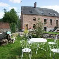 Aux Logis de la Solre – hotel w mieście Ferrière-la-Petite