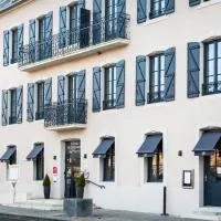 Logis Hôtel du Morvan - Restaurant la Table de Jérôme, ξενοδοχείο σε Luzy