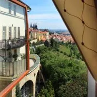 Hotel Questenberg, hotel Prágában
