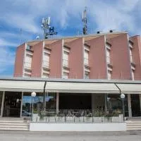Hotel Turismo Europa, hotel u gradu Kazalborzeti