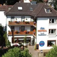 Hotel Central, viešbutis mieste Bad Zodenas-Alendorfas