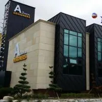 A2 Hotel Desingers, hotel di Yesan