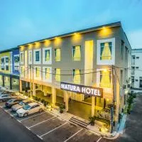 Natura Hotel, hotel i Nusajaya