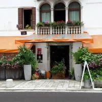 Ristorante Pizzeria al Mondo, hotel di Valstagna