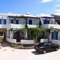 Vrahos Studios, hotel u gradu 'Kionia'