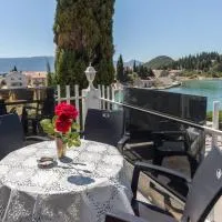 Apartments Laura, hotel em Blace