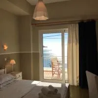 Paradisos, hotel Ájoi Pándeszben