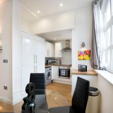 Barbican by Excel Apartments