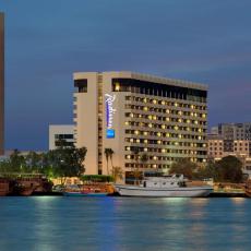 Radisson Blu Hotel, Dubai Deira Creek