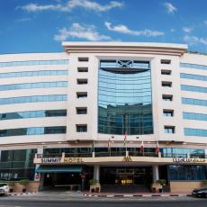Landmark Summit Hotel