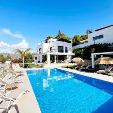 Candado Golf and heated Pool by MalagadeVacaciones
