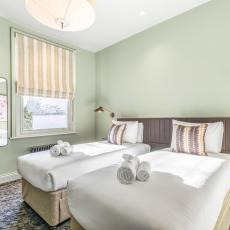 Clapham Guest House
