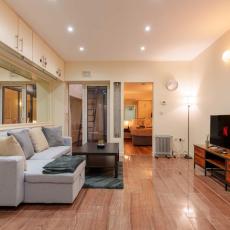 Cosy whole flat in vibrant Camden Market Town - Best Location! 2 Minutes Walk From Camden Market & Station