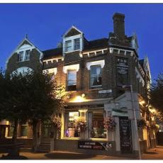 Forest Gate Hotel - Free Parking limited spaces