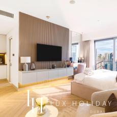 LUX The JW Marina Studio 2