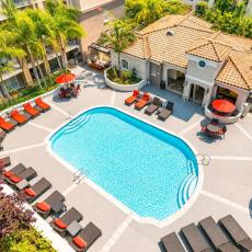 Marina Boardwalk Breeze 1BA & 2BA - Short Trip To Venice Beach