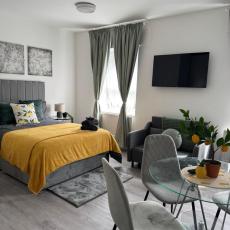 Chic Studio Retreat in the Heart of Maida Vale- B1