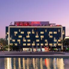 Radisson RED Dubai Silicon Oasis