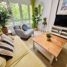 Céntrica vivienda con dos camas de matrimonio y free parking
