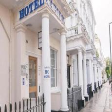 Carlton Hotel