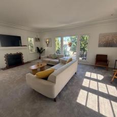 Spacious 3 Bedroom Stay in Beverly Hills